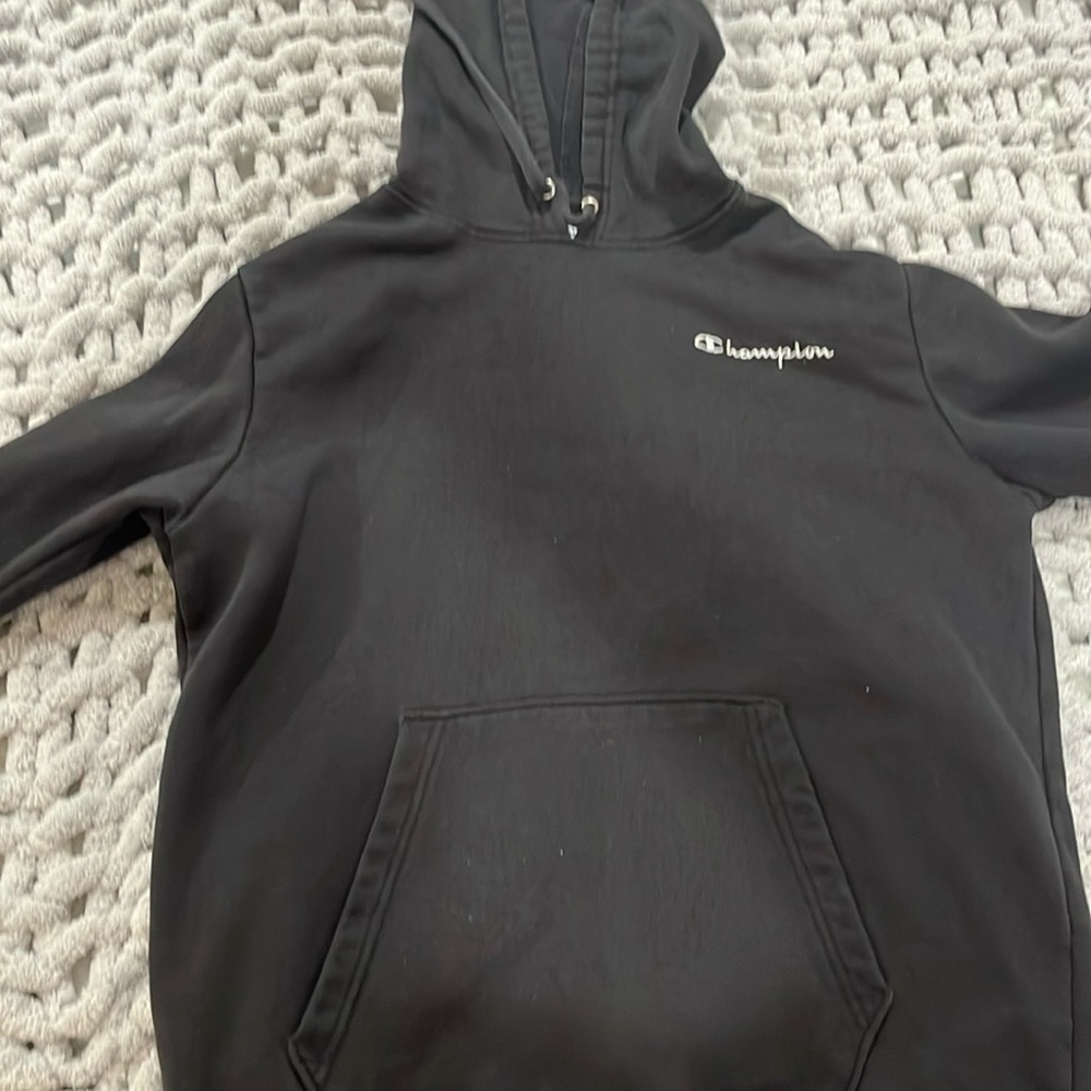 Black champion hoodie men’s medium
